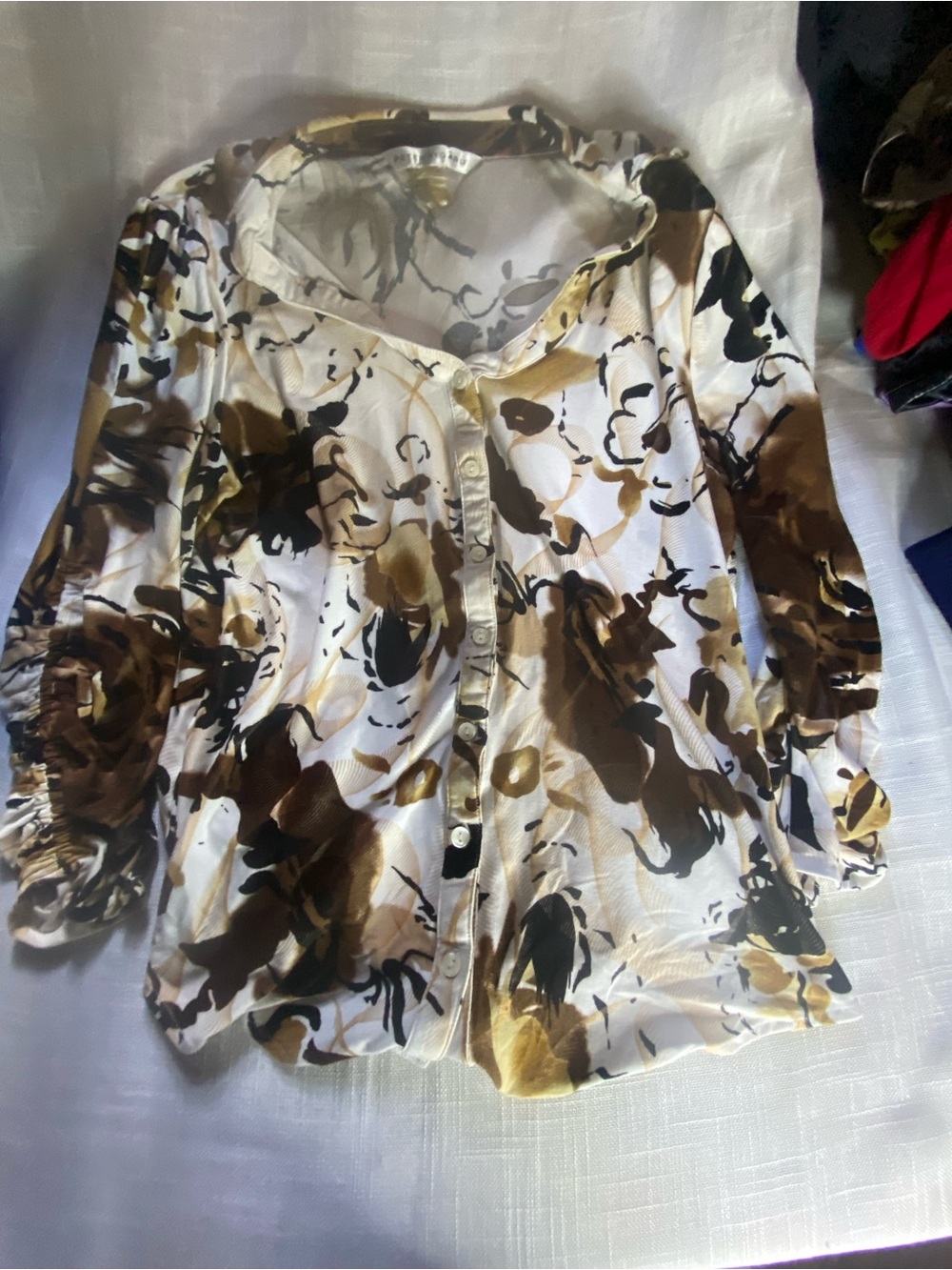 Peter Nygard White Floral Button-Front Blouse with Brown and Gold Accents